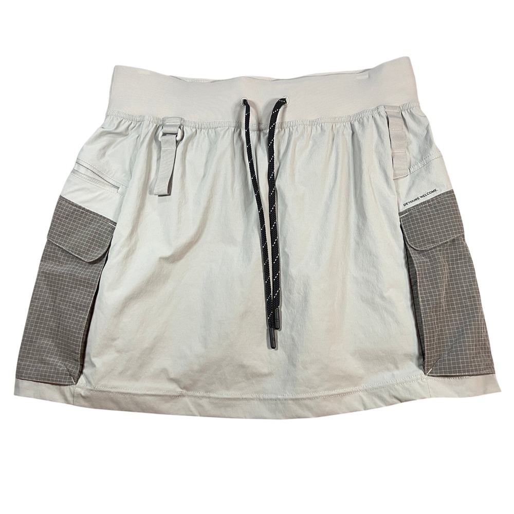 Lululemon Multipocket Cargo High Rise Hiking Skirt Womens 10 Seal Gray Skort